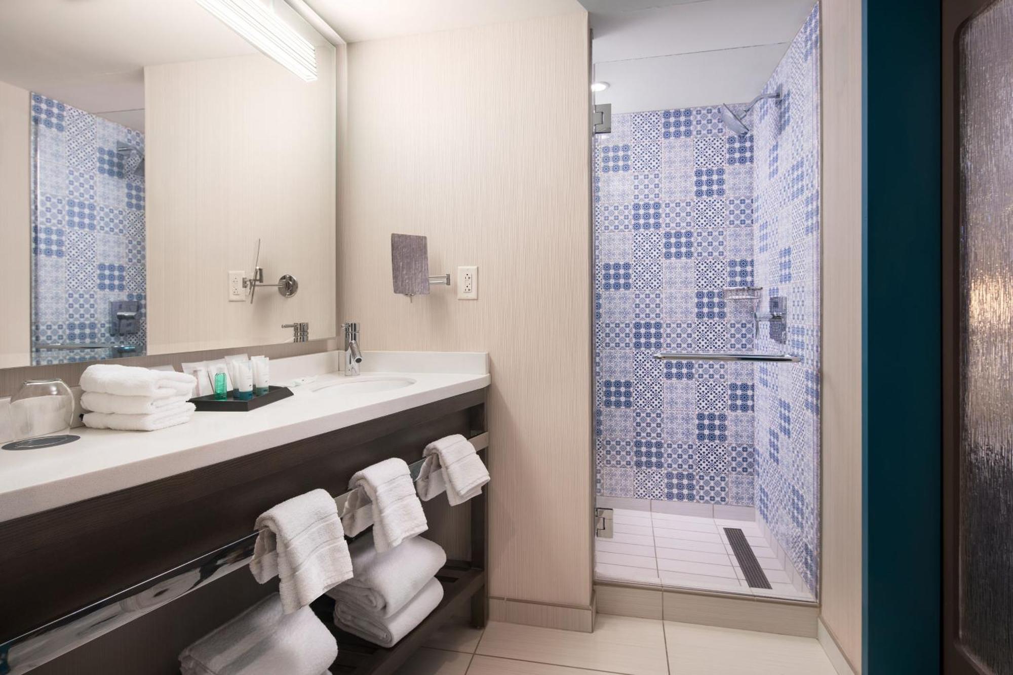 The Westin Cleveland Downtown Hotel Bagian luar foto