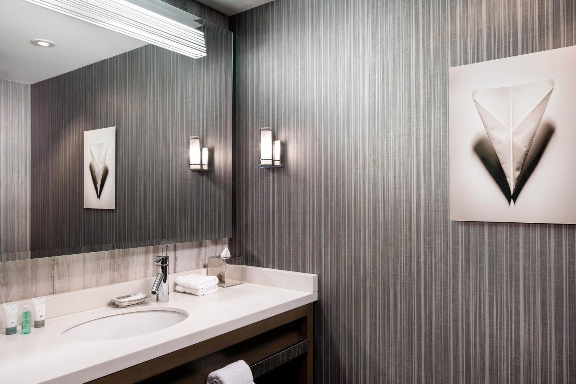 The Westin Cleveland Downtown Hotel Bagian luar foto