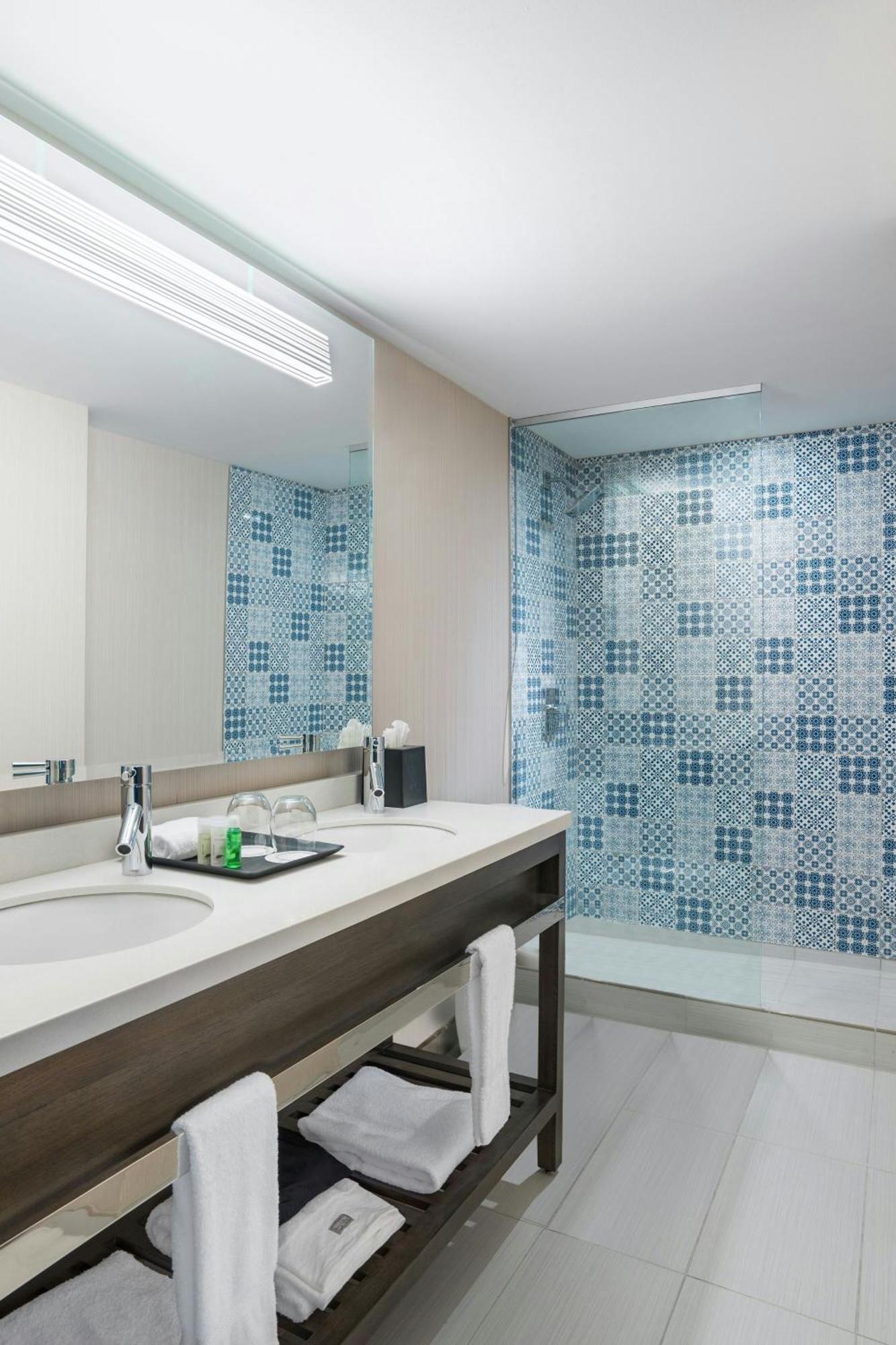 The Westin Cleveland Downtown Hotel Bagian luar foto